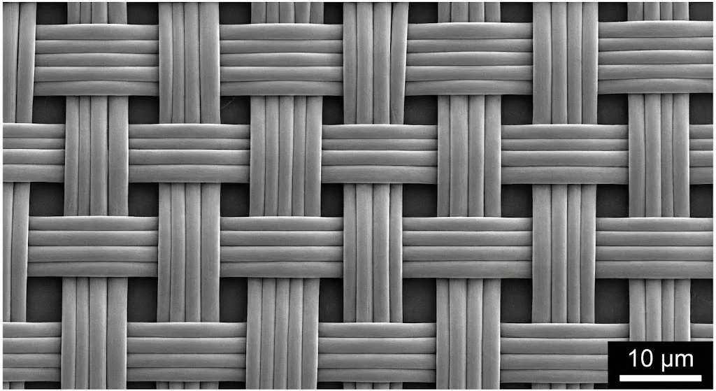 Polymer-V Aramid Lattice &mdash; SEM Microstructure
